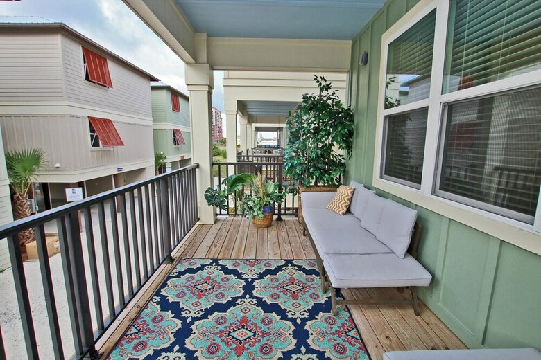 Nautical Breeze At Romeo Beach By Youngs Suncoast