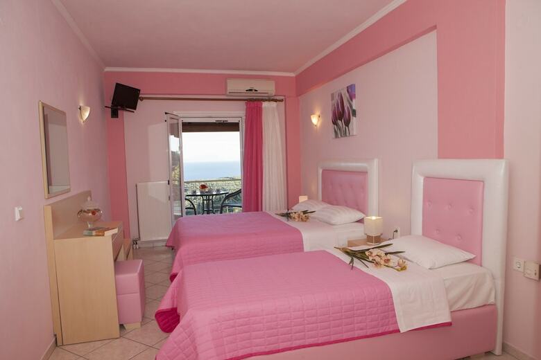 Apartamentos Filoxenia Sea & View