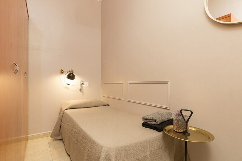 Apartamentos Plaza Espa�a & Fira