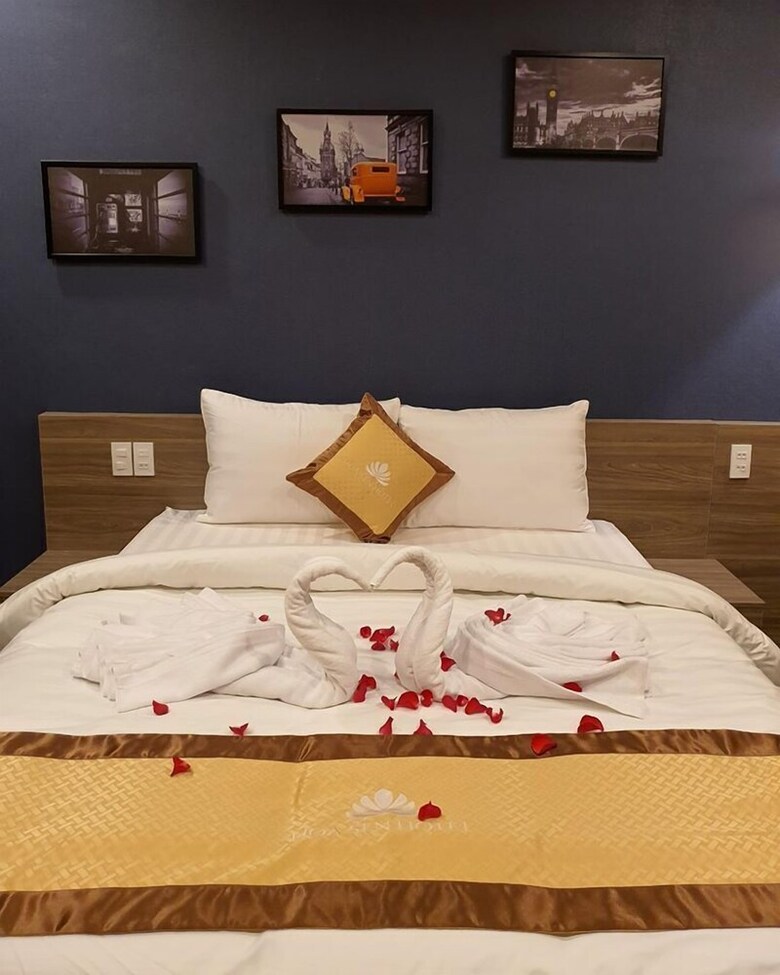 Hoa Sen Hotel 103
