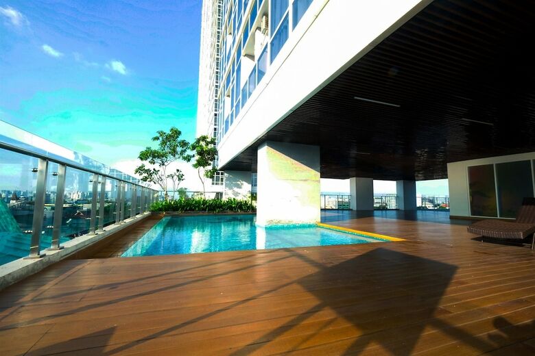 Newly Furnished Studio Apartment At Menteng Park