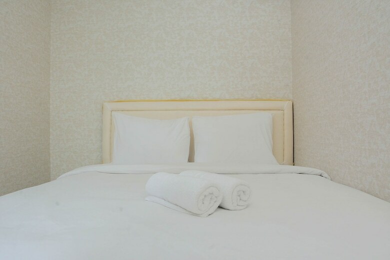 Tranquil 2br Apartment At Gading Nias Residence