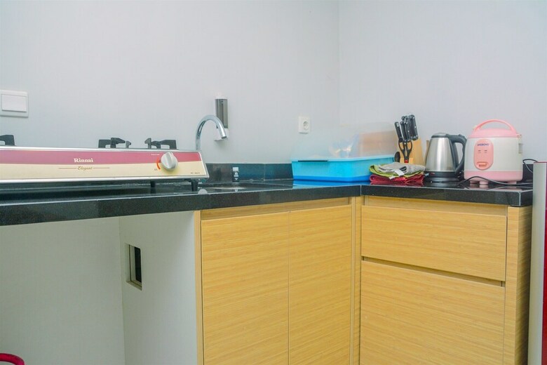 Spacious 1br Unit The Mansion Kemayoran Apartment