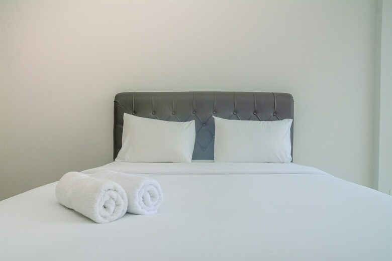 Spacious 1br Unit The Mansion Kemayoran Apartment