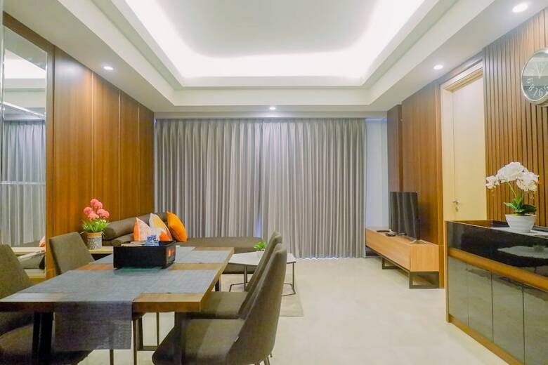 Luxurious & Spacious 2br Apartment At One East Residences