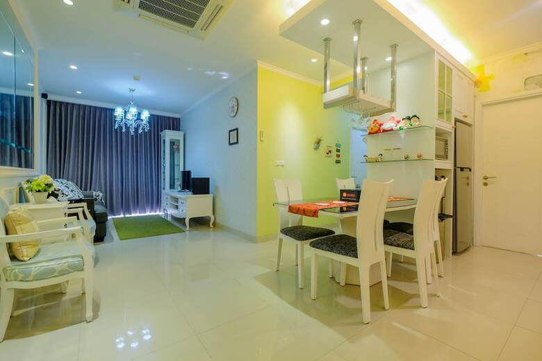 Relaxing 2br With Ocean View At Ancol Mansion Apartment