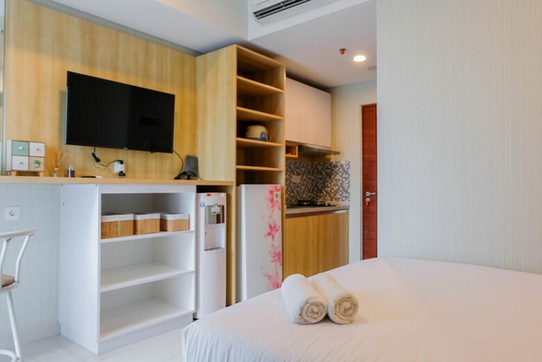 Elegant And Trendy Studio Roseville Apartment