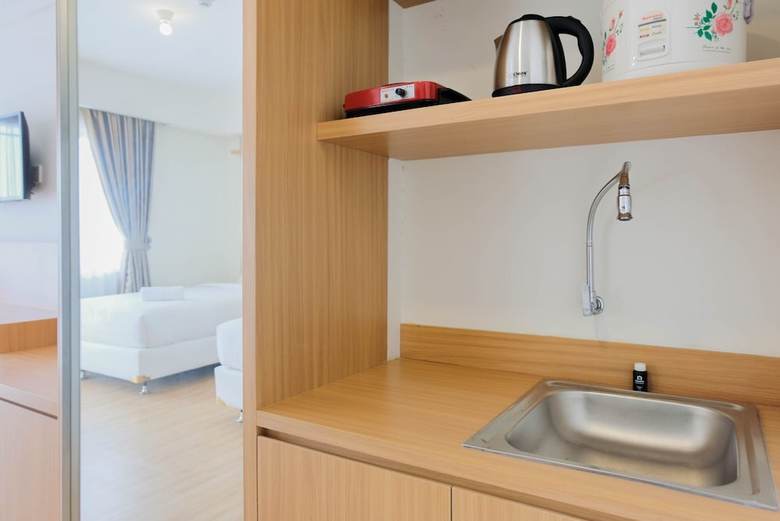 Twin Bed Studio Room At Annora Living Apartment