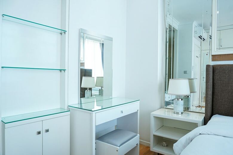 Stunning 2 Bedrooms Apartment At Ancol Mansion