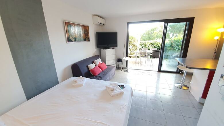 Apartamento T1 Confort Piscine Wifi Park Rdj