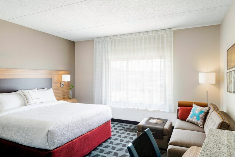 Hotel Towneplace Suites By Marriott Fresno Clovis