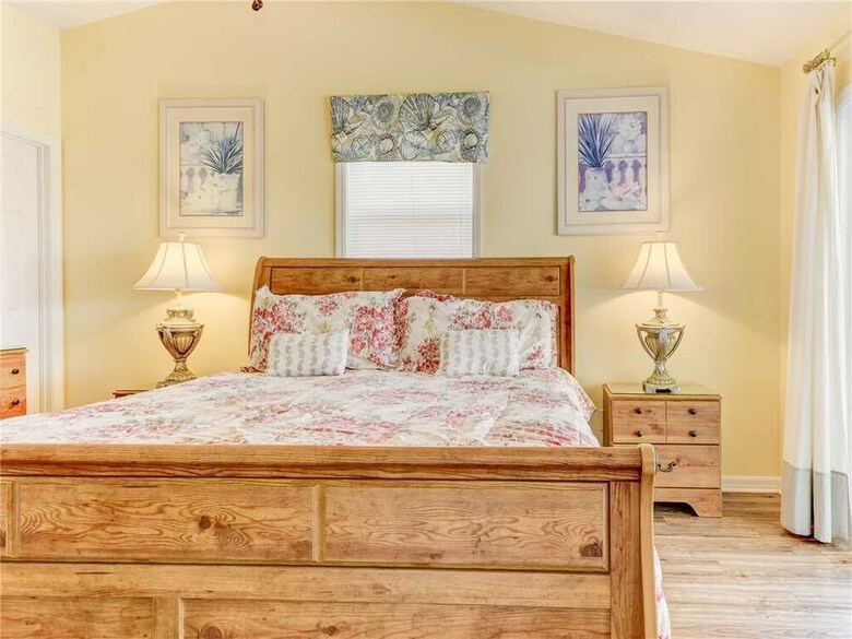 Ocean Walk, 2 Bedrooms, Sleeps 6, Ocean Views, New Pool