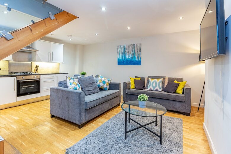 2 Bedroom Apartment Norfolk Square Guest Homes