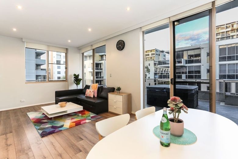 Apartamento Beautiful Home 2beds Apt @waterloo-close To Cbd