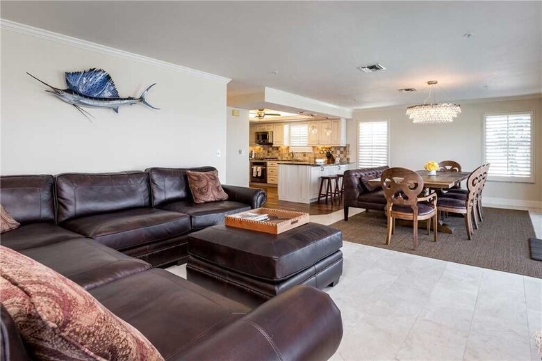 Blue Heaven, 3 Bedrooms, Bay Front, Private Pool, Pet Friendly, Sleeps 10