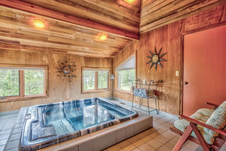 Tan Oak Lane 37 By Village Properties At Sunriver