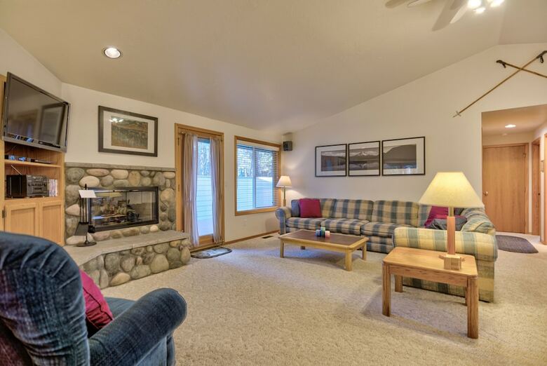 Coyote Lane By Village Properties At Sunriver