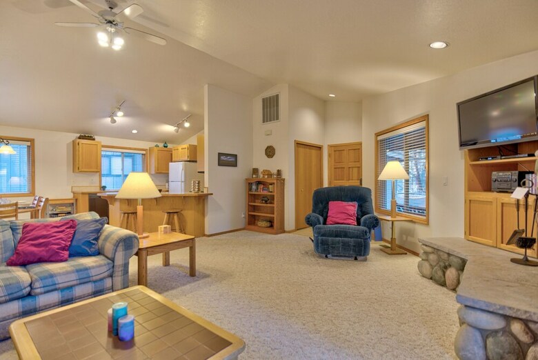 Coyote Lane By Village Properties At Sunriver
