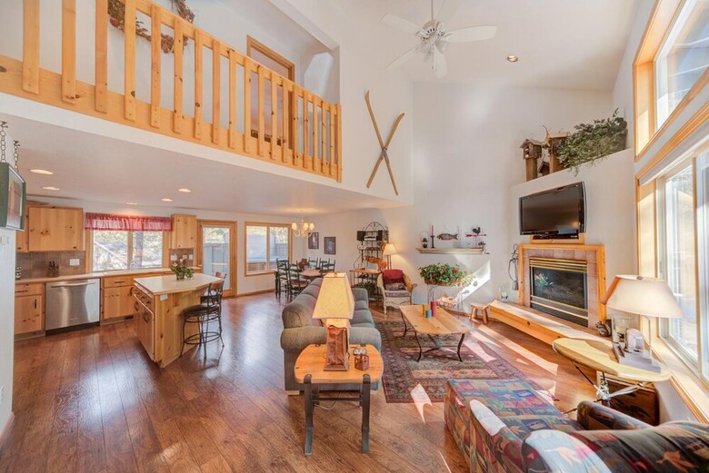 Coyote Lane By Village Properties At Sunriver