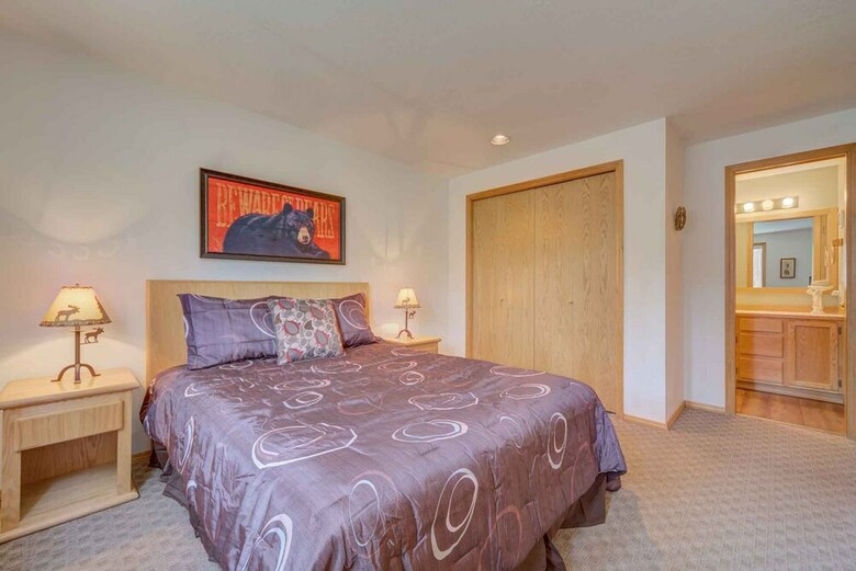 Coyote Lane By Village Properties At Sunriver
