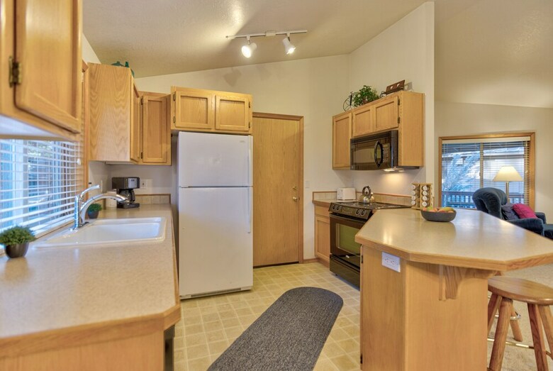 Coyote Lane By Village Properties At Sunriver