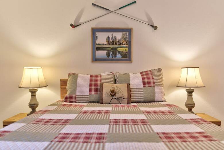 Coyote Lane By Village Properties At Sunriver