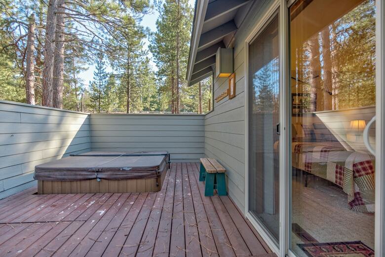 Coyote Lane By Village Properties At Sunriver
