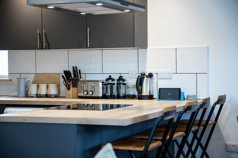 Modern Totnes House, Sleeps 8, 5 Mins Walk From Town