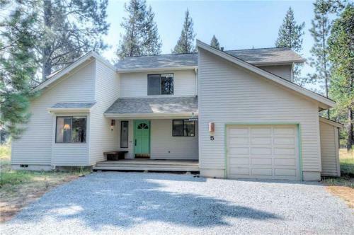 Towhee Lane 5 By Village Properties At Sunriver