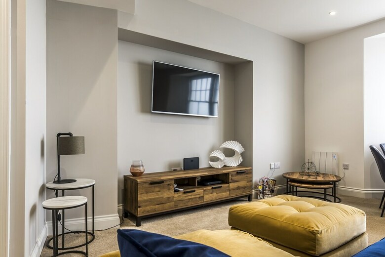 Lady Tenby - 2 Bedroom Luxury Apartment