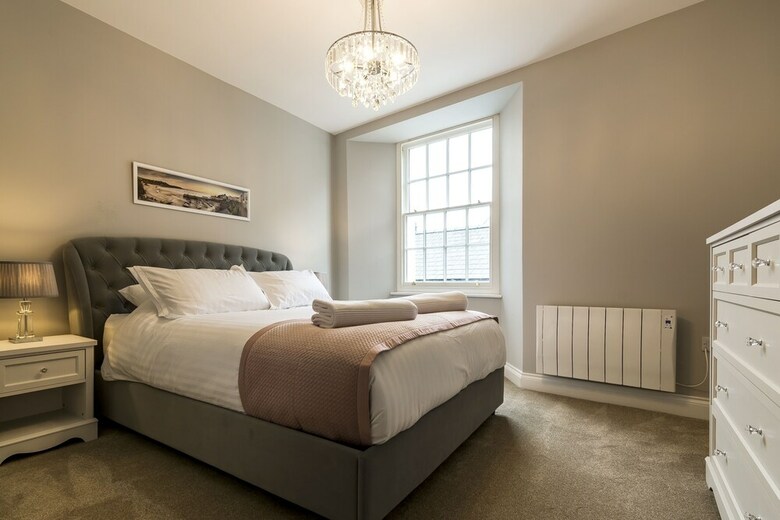 Lady Tenby - 2 Bedroom Luxury Apartment