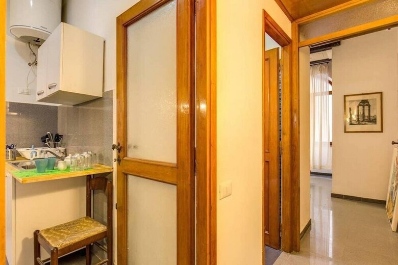 Apartment With 3 Bedrooms In Roma, With Wifi