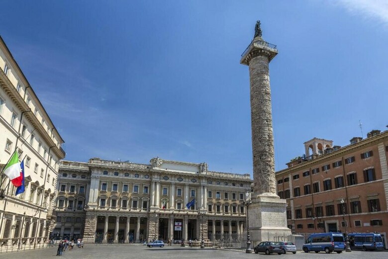 Apartment With 3 Bedrooms In Roma, With Wifi