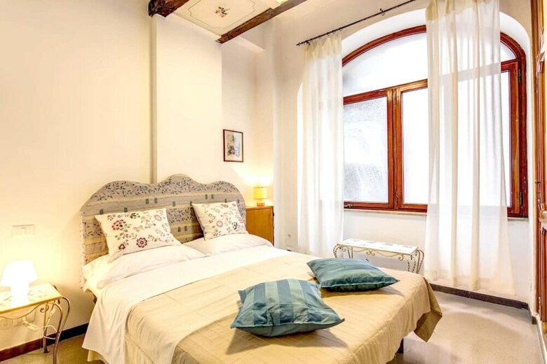 Apartment With 3 Bedrooms In Roma, With Wifi