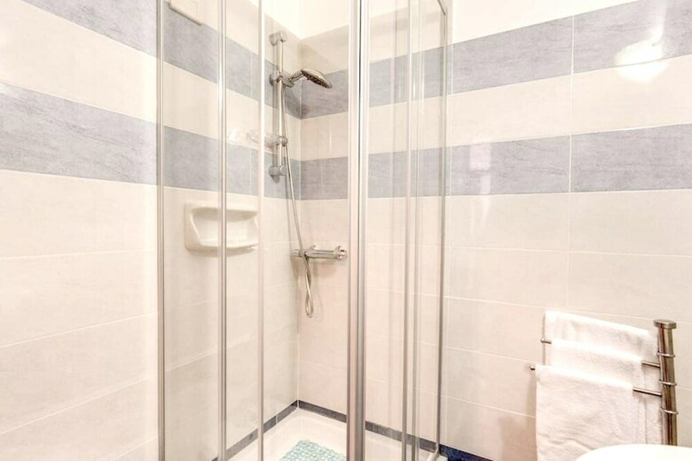 Apartment With 3 Bedrooms In Roma, With Wifi