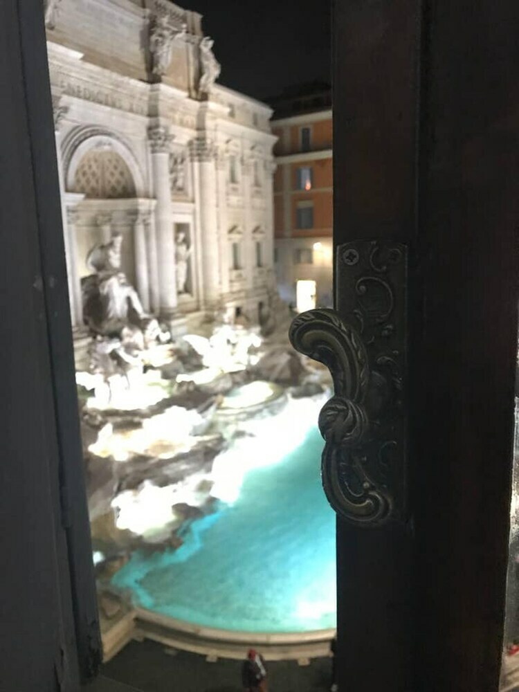 Apartment With 3 Bedrooms In Roma, With Wifi