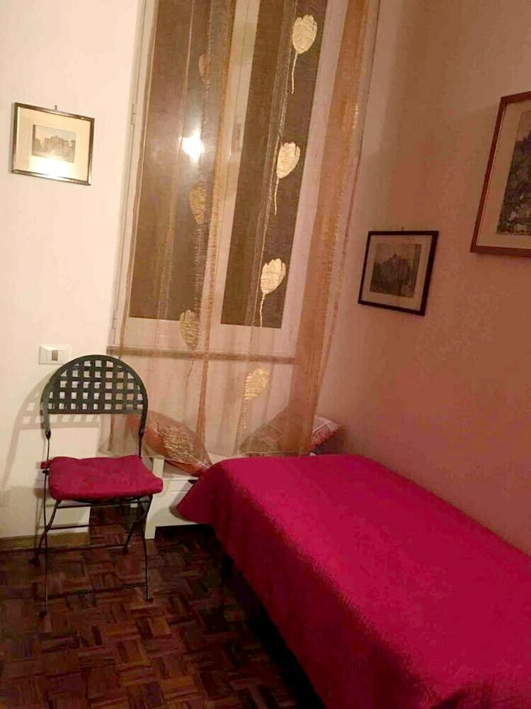 Apartment With 3 Bedrooms In Roma, With Wifi