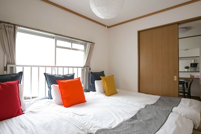 Hakata Apartment 8b