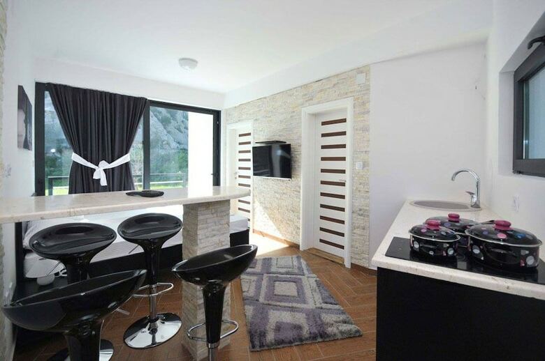 Apartments Jadranski Biser