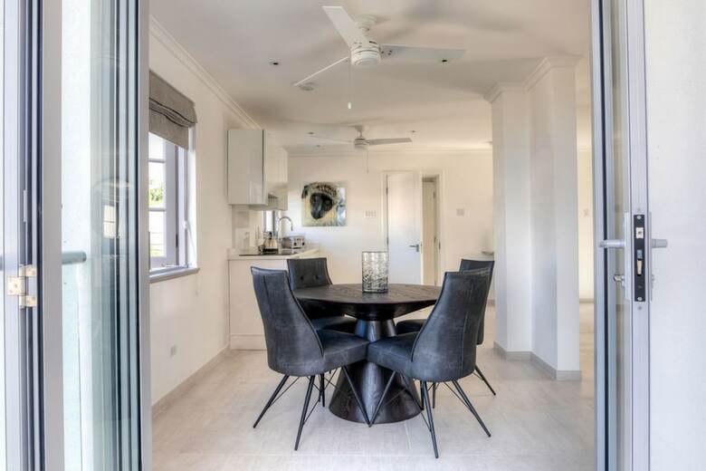 The One At The St. James By Blue Sky Luxury