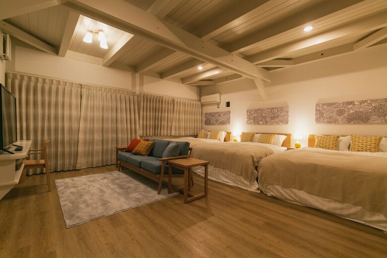 Villa Toma West