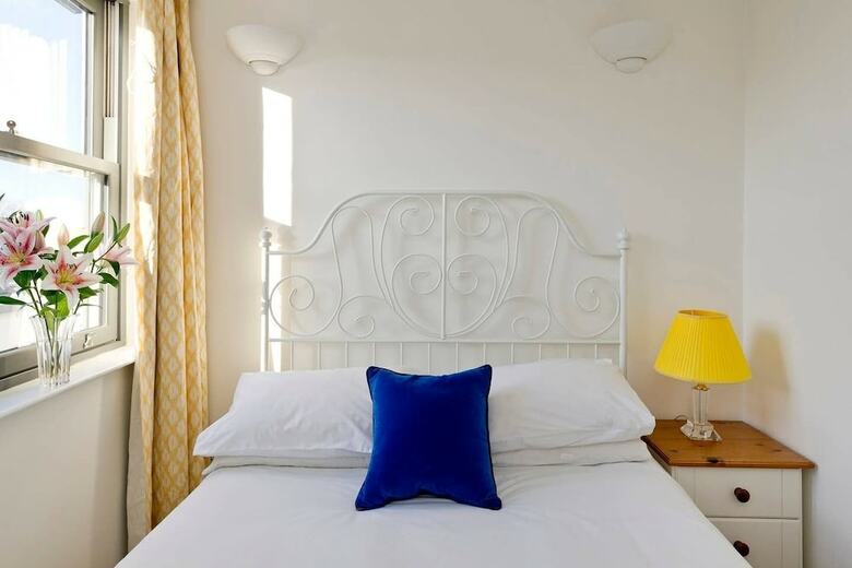 Apartamento Bright 2 Bed Flat With Terrace, 4 Mins From Tube