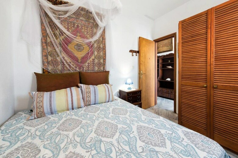 Ricos Two Bedroom Apartment - Naoussa Paros
