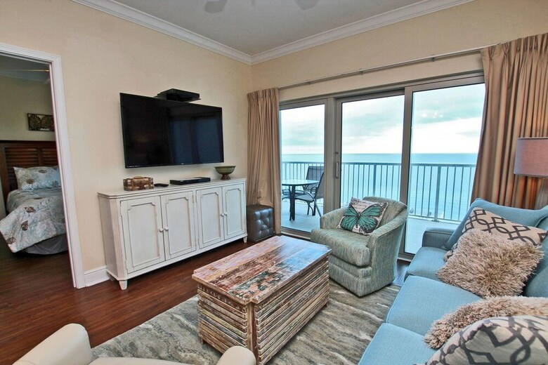 Crystal Tower By Youngs Suncoast