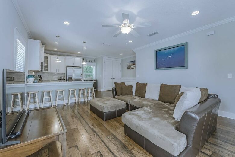 Villa Oceanside Paradise - Ultra-modern Beach Townhouse