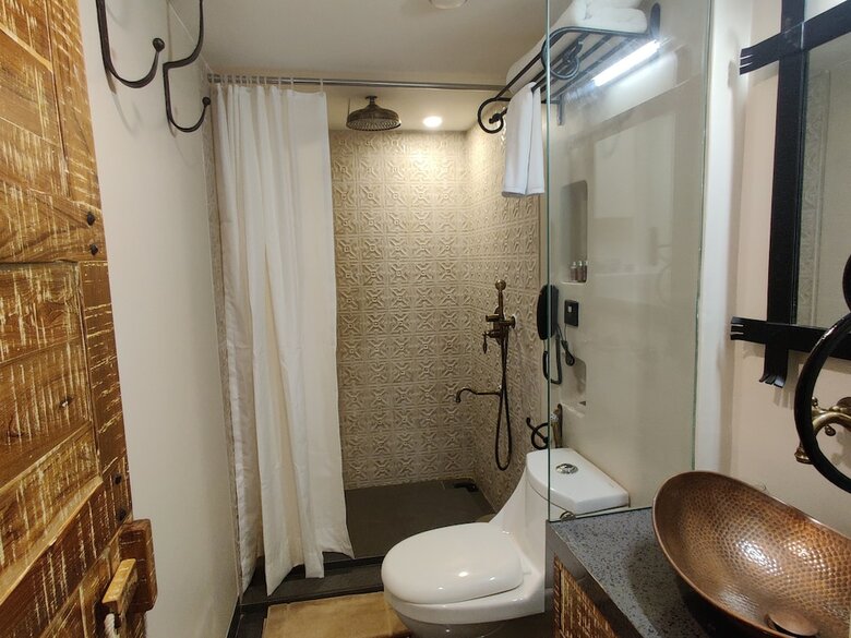 Hotel 3102bce