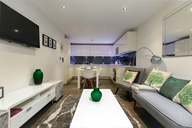 Buckingham Palace Apartment