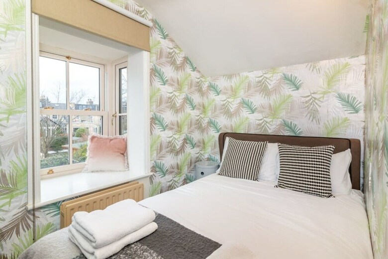 The River Cam Escape - 5bdr With Private Pond & Garden