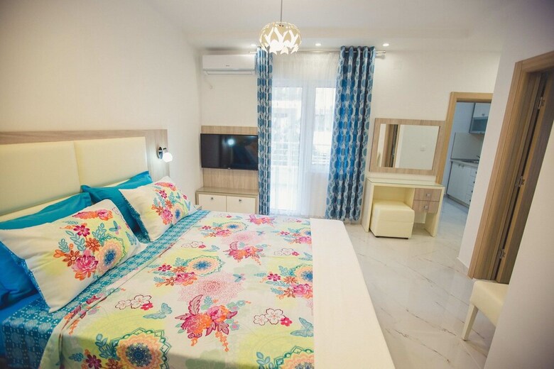 Apartamentos Nino Superior, Standard Triple Studio With Terrace No.4