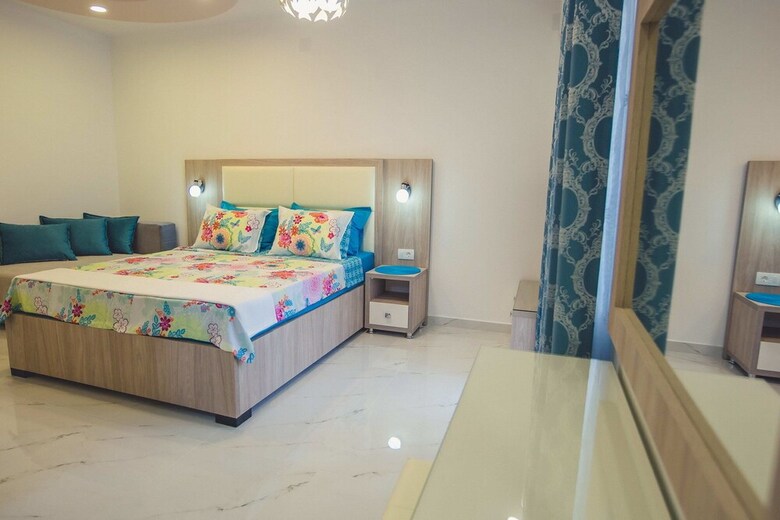 Apartamentos Nino Superior, Standard Triple Studio With Terrace No.4